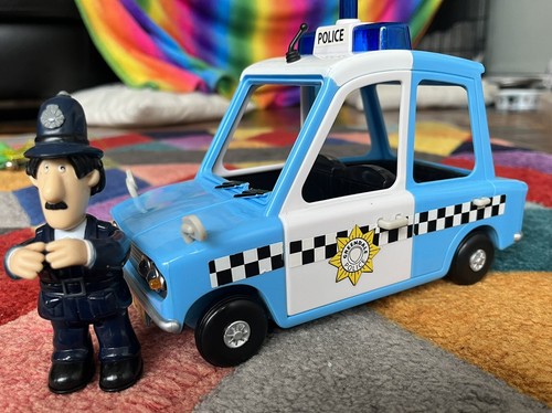 Postman pat selby police - postman, pc