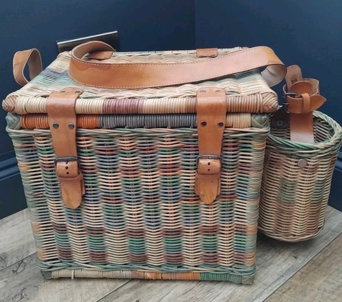 Vintage wicker picnic basket - wicker,