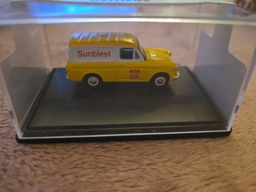 Oxford die cast ford - die, anglia