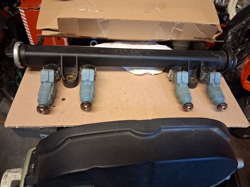 Fiat punto gt1 fuel rail - fuel, +