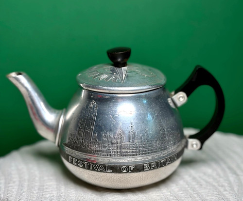 Aluminum teapot 1951 - aluminum,