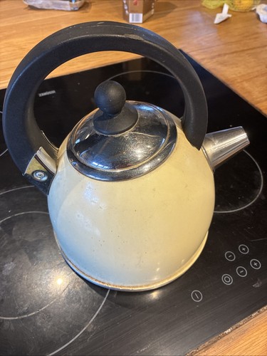 Genuine aga kettle - kettle, cream