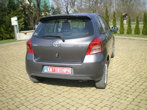 Toyota yaris mk2 rear - yaris,