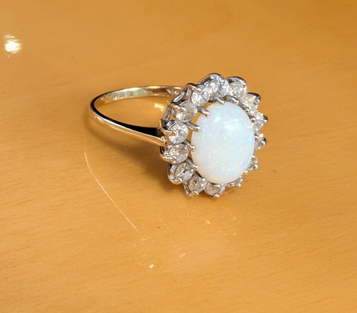 Vintage 9ct yellow gold - vintage,