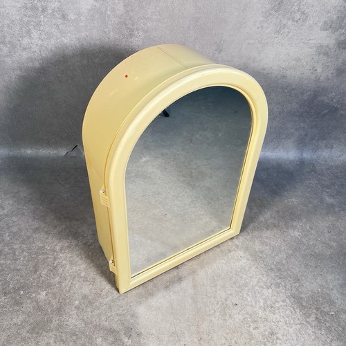 70s arched plastic bathroom - 70s,
