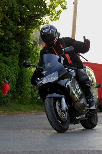 Honda cbr900rr fireblade - honda,