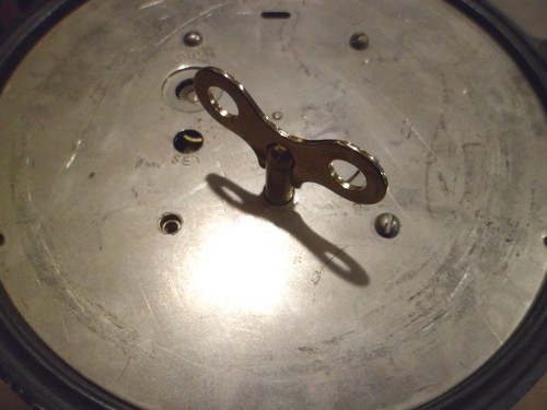 Key for seth thomas - seth, us