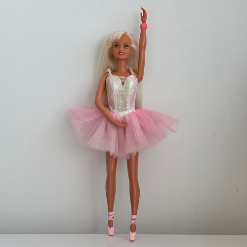 Sindy pirouette ballerina doll - ballerina,