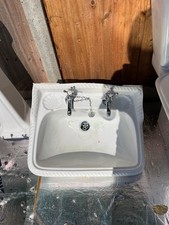 Vintage Sink 16 Inches x 22 Inches White