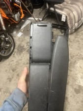MERCEDES C CLASS C204 COUPE 11-15 AMG CENTRE CONSOLE ARMREST A2046803439