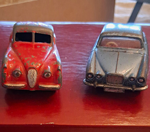 Dinky toys jaguar mark - toys,