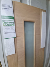 Oak Iseo 1 Light Centre Obscure/Satin/Frosted Glazed Internal Doors 35mm