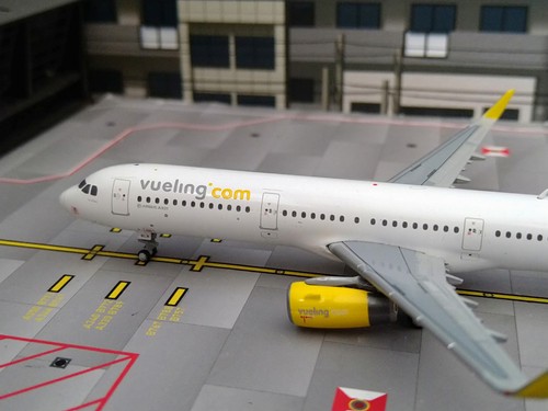 Vueling airbus a321 mlm - vueling, ec-mlm