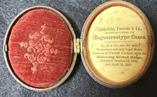 Oval gutta-percha Daguerrotype