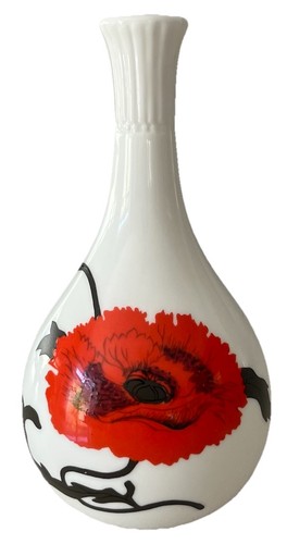 Rare wedgwood cornpoppy bud - rare,