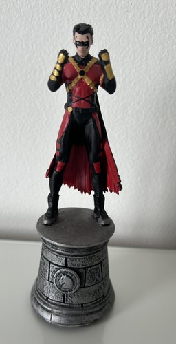 Red robin chess collection - dc,