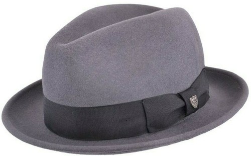 Gladwin bond fur - ,