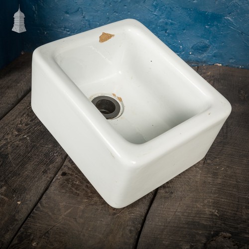 Small white sink vintage - white,