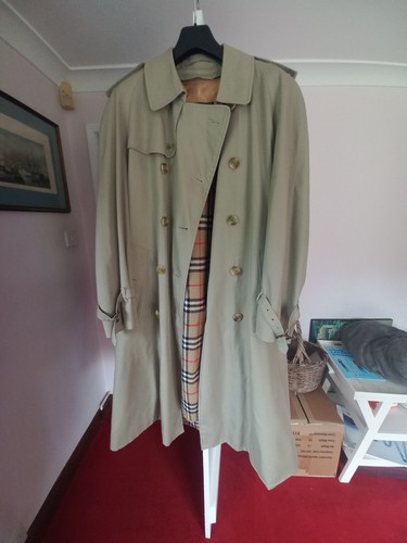 Burberrys vintage trench - burberrys,