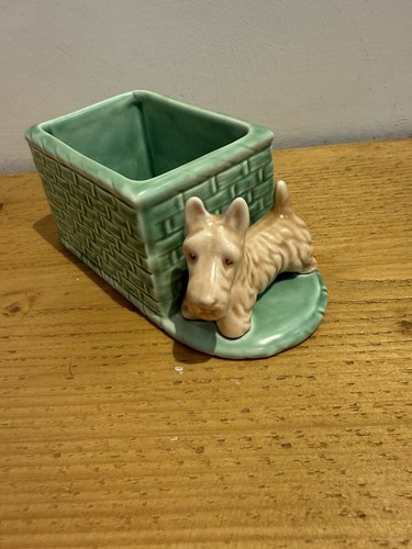 Sylvac pottery dog - pottery, mini