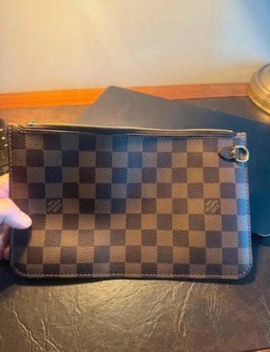 Beautiful clutch bag - lv,