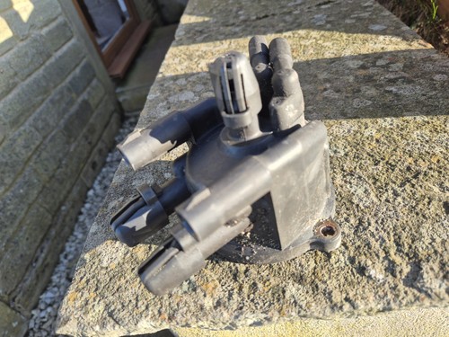 Toyota mr2 distributor cap - toyota,