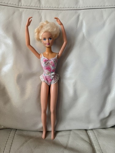 Vintage barbie sindy doll - vintage,