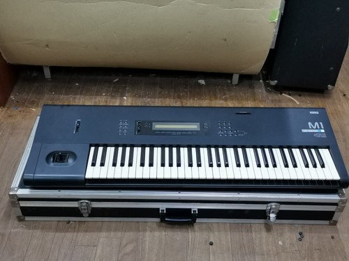 Korg music workstation - m1,