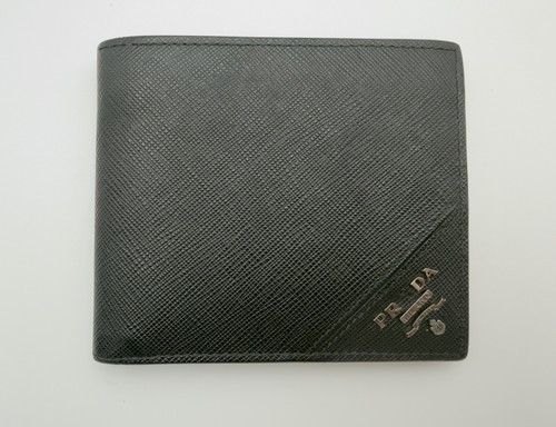 Authentic prada saffiano - authentic,