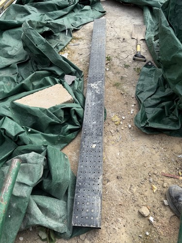 Steel cavity wall lintel - wall,