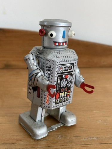 Vintage retro tinplate toy - retro,