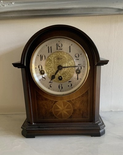Hermle chiming mantel clock - mantel,