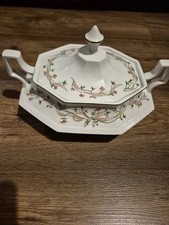 Johnson Brothers Eternal Beau