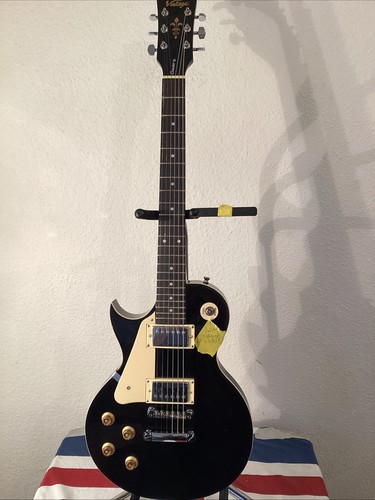 Left hand guitar - left,