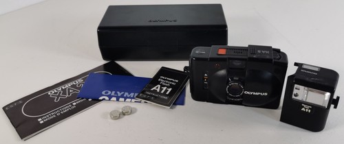 Olympus xa2 35mm compact - olympus,