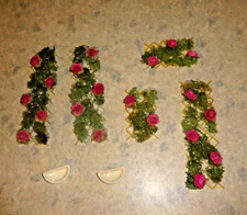1:12 Scale Dolls House: Five Rose Trellises. 3 Large, 2 Small.