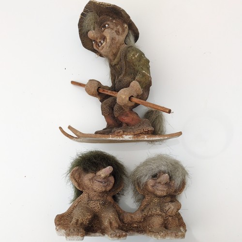Norwegian nyform trolls - trolls,
