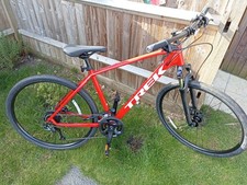 Trek Dual Sport 2 hybrid bike