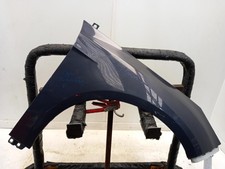 FORD FOCUS Right Front Wing