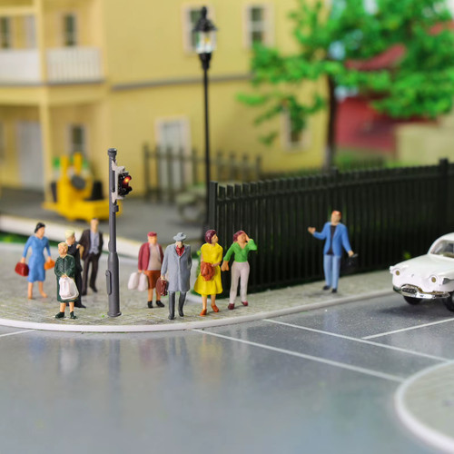 Model railway 19mm people - railway,