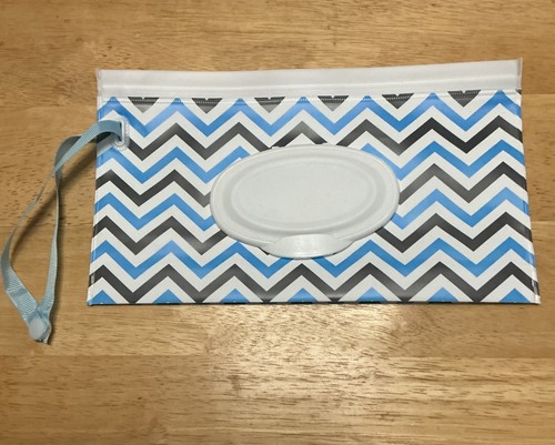 Baby wipes holder - -,