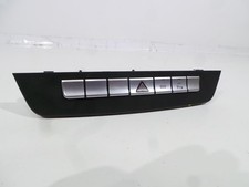 GENUINE 2011 MERCEDES C CLASS  A2049058701  HAZARD WARNING SWITCH CONTROLS A2049