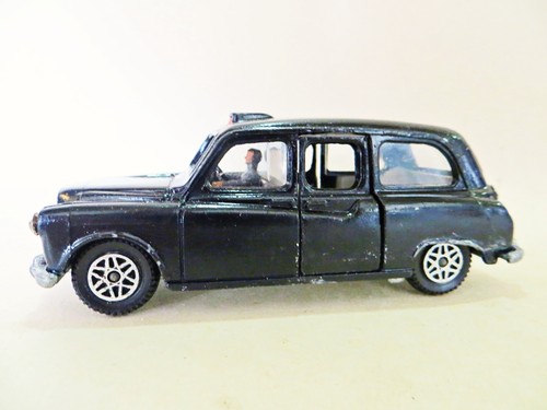 Dinky 284 austin fx4 london - 284,