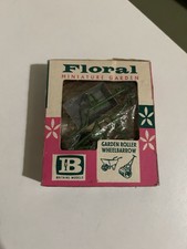 Britains Floral Garden 2595