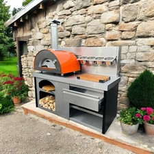 Mezzo pizza Station and Mezzo