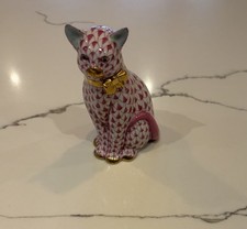 Herend Porcelain Fishnet Pink