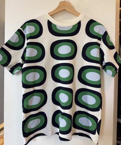 Marimekko uniqlo tshirt small - uniqlo,