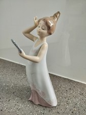 Nao Summer Beauty Figurine