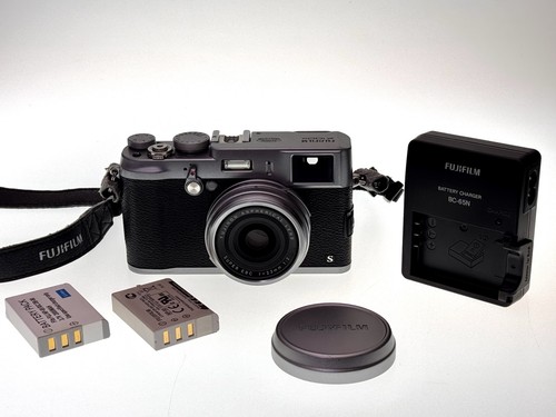 Fujifilm x100s 3mp digital - 16.3mp,
