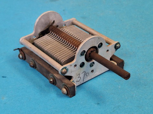 Tuning capacitor 370pf - capacitor,
